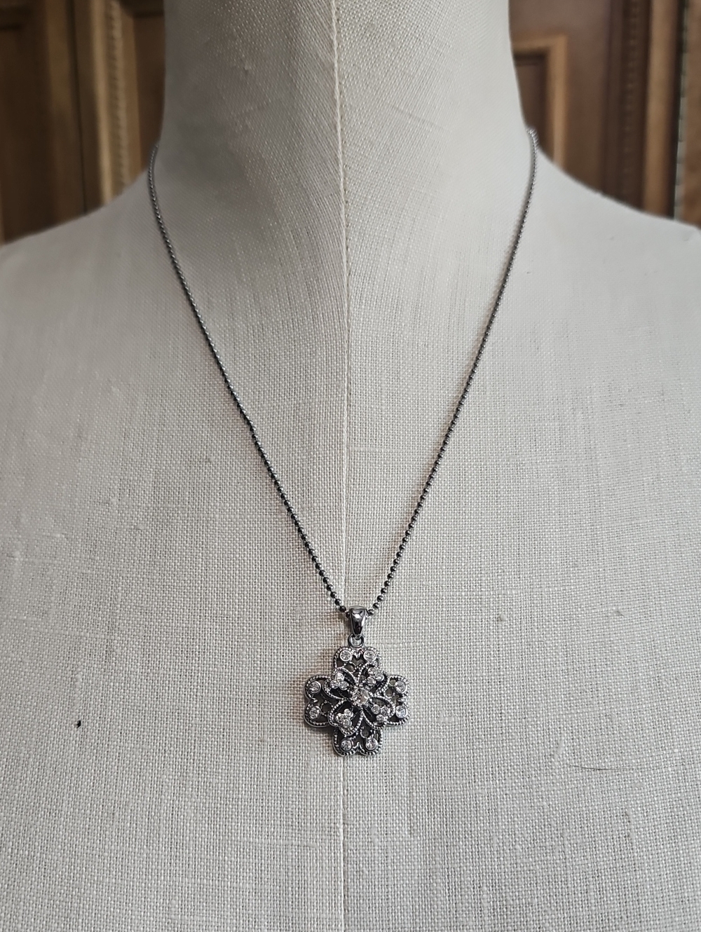 Lia Sophia Silver Floral Filigree Pendant Necklace